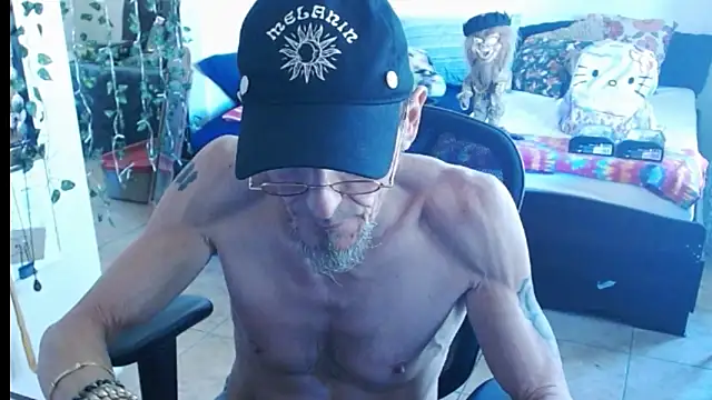 Snapshot of mycock2474u chatting on 22, 2, 2025 mycock2474u online show from 22, 2, 2025