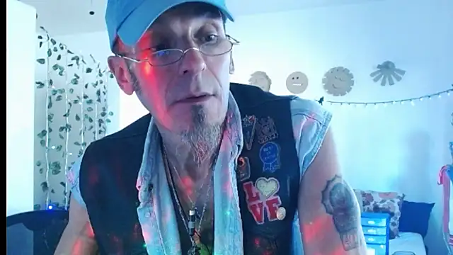 Snapshot of mycock2474u chatting on 24, 2, 2025 mycock2474u online show from 24, 2, 2025