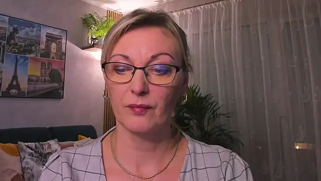 vanessa chat online show from 9, 2, 2025