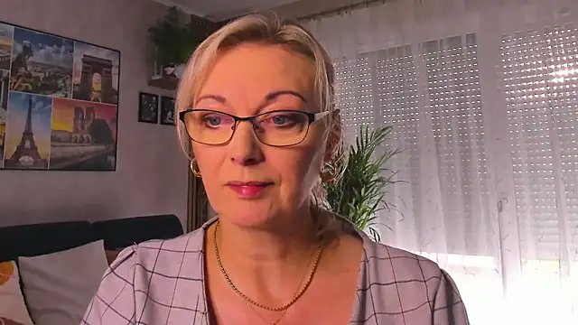 vanessa chat online show from 10, 10, 2025