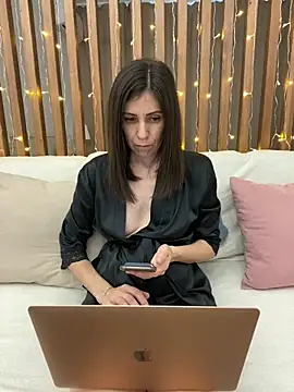 HotyWinter online show from 19, 2, 2025