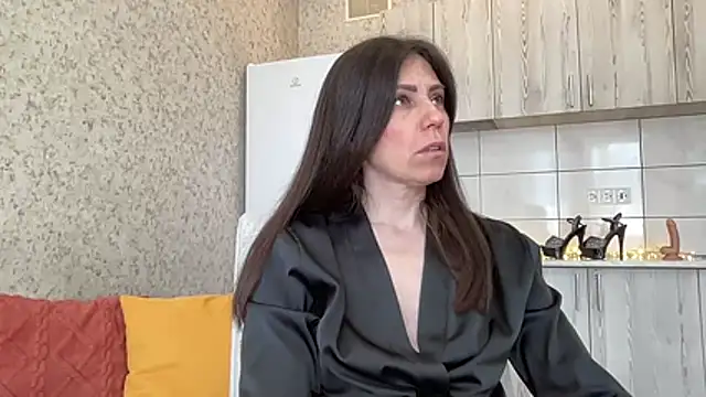 HotyWinter online show from 28, 4, 2026