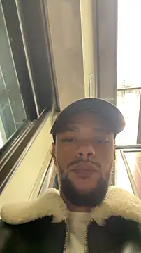 Lionayowe online show from 26, 10, 2025