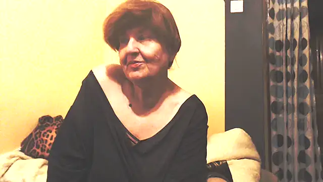 Snapshot of MioritaHard chatting on 19, 4, 2026 MioritaHard online show from 19, 4, 2026