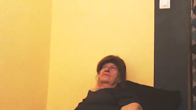 Snapshot of MioritaHard chatting on 2, 5, 2026 MioritaHard online show from 2, 5, 2026