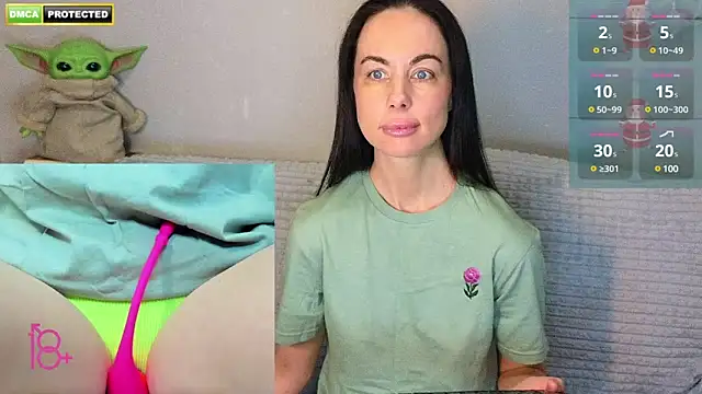 Snapshot of 3ight33nplus chatting on 1, 2, 2025 3ight33nplus online show from 1, 2, 2025