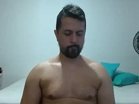 Snapshot of TRIISTAN_KING10 chatting on 18, 11, 2025 TRIISTAN KING10 online show from 18, 11, 2025