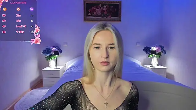 Snapshot of AnnaCarrera chatting on 4, 5, 2026 AnnaCarrera online show from 4, 5, 2026