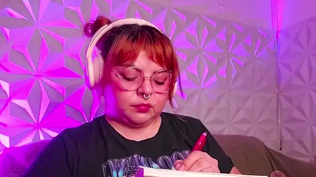 Satyn doll online show from 13, 9, 2025