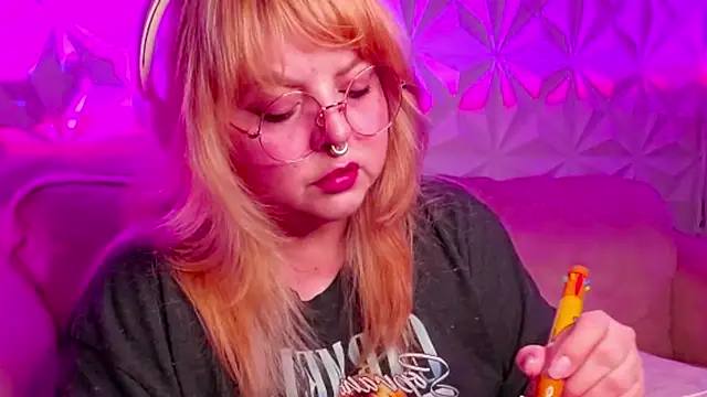 Satyn doll online show from 3, 10, 2025