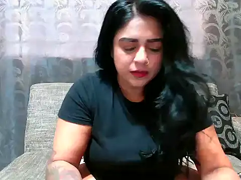 indianishkq7 online show from 4, 3, 2025