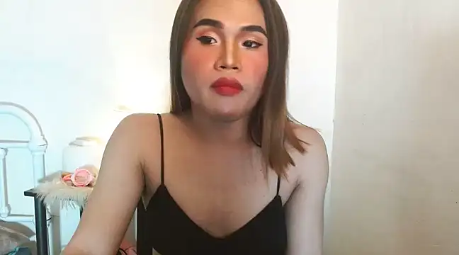 Snapshot of JustineBIGCUM chatting on 2, 12, 2024 JustineBIGCUM online show from 2, 12, 2024