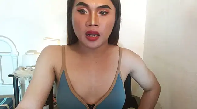 Snapshot of JustineBIGCUM chatting on 10, 12, 2024 JustineBIGCUM online show from 10, 12, 2024