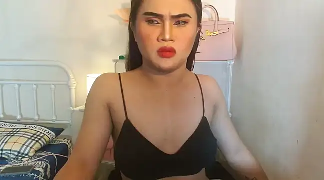 Snapshot of JustineBIGCUM chatting on 4, 3, 2025 JustineBIGCUM online show from 4, 3, 2025