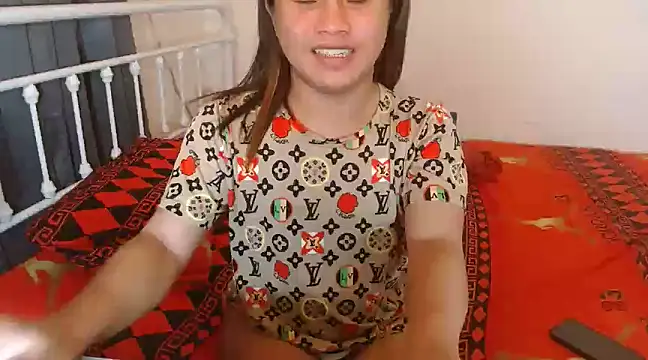 Snapshot of JustineBIGCUM chatting on 22, 3, 2025 JustineBIGCUM online show from 22, 3, 2025