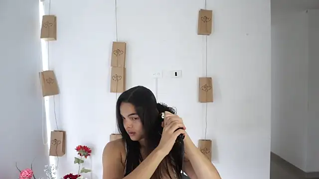  Vahos  online show from 12, 2, 2025