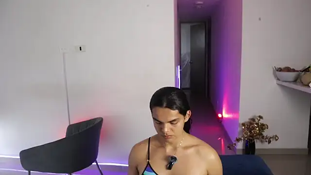  Vahos  online show from 24, 2, 2025