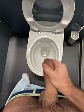 mrcumshotboy online show from 16, 2, 2025