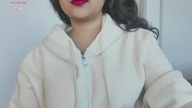Snapshot of _neesha_414_ chatting on 9, 7, 2026 neesha 414 online show from 9, 7, 2026