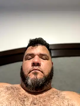 Snapshot of Gabihotxxx1 chatting on 28, 10, 2025 Gabihotxxx1 online show from 28, 10, 2025