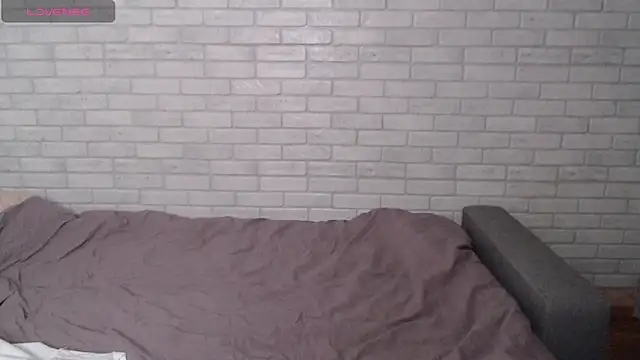 Alexxx horny online show from 29, 4, 2026
