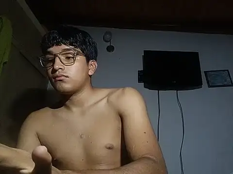 Snapshot of Juan_Polla31 chatting on 27, 10, 2025 Juan Polla31 online show from 27, 10, 2025
