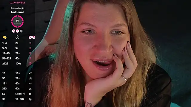 Snapshot of Fairy__Sofia chatting on 11, 9, 2025 Fairy Sofia online show from 11, 9, 2025