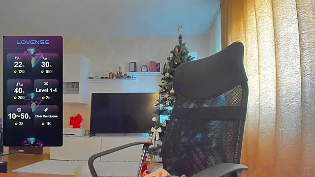 Snapshot of hot_evil_queen chatting on 11, 2, 2025 hot evil queen online show from 11, 2, 2025