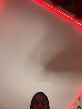 Emma Brown 12 online show from 28, 10, 2025