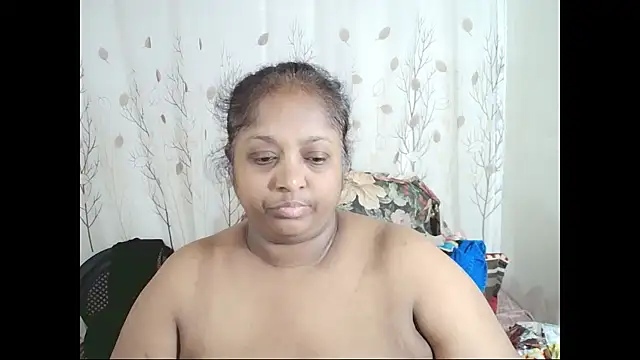 Snapshot of Indiantasha chatting on 28, 11, 2025 Indiantasha online show from 28, 11, 2025