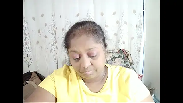 Snapshot of Indiantasha chatting on 1, 12, 2025 Indiantasha online show from 1, 12, 2025