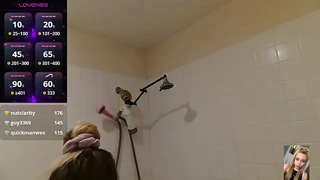 Blondiewithanass online show from 21, 10, 2025