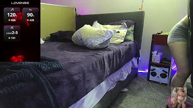 Blondiewithanass online show from 23, 2, 2026