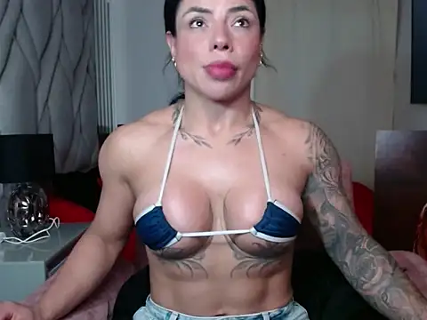 beautifulunna  online show from 18, 1, 2026