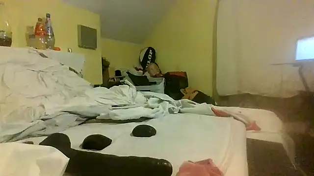 londonfuckwhore online show from 2, 12, 2024