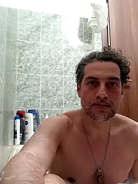 Snapshot of Arges20 chatting on 5, 2, 2026 Arges20 online show from 5, 2, 2026