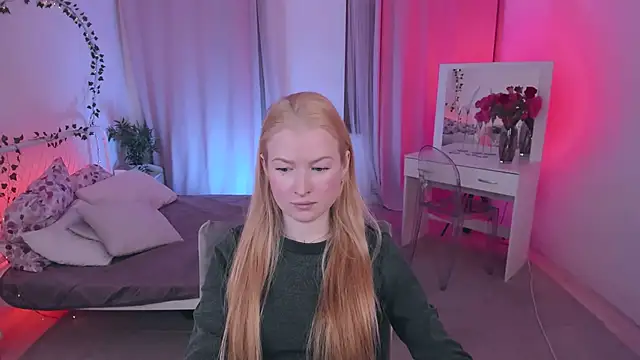 Laly Peach online show from 9, 2, 2026