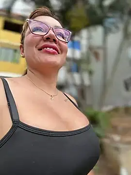 DIANITA 1988 online show from 13, 7, 2026
