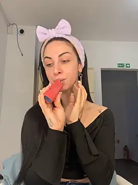 MeganHopeX online show from 1, 2, 2025