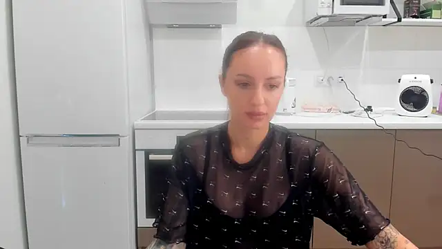 Snapshot of Your_Masha chatting on 5, 6, 2026 Your Masha online show from 5, 6, 2026