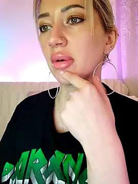 Snapshot of Fuck-Gina chatting on 22, 2, 2026 Fuck-Gina online show from 22, 2, 2026