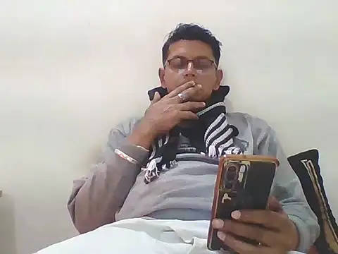 Snapshot of Kumarjay330 chatting on 17, 12, 2025 Kumarjay330 online show from 17, 12, 2025