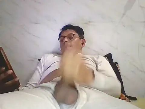 Snapshot of Kumarjay330 chatting on 13, 2, 2026 Kumarjay330 online show from 13, 2, 2026