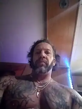 Snapshot of trucker1979 chatting on 17, 1, 2026 trucker1979 online show from 17, 1, 2026