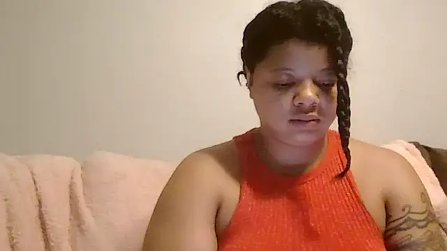 Snapshot of beautylovess chatting on 17, 9, 2025 beautylovess online show from 17, 9, 2025