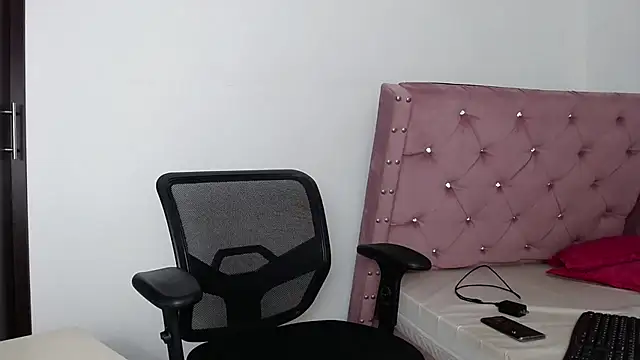 BlackNike online show from 1, 3, 2025