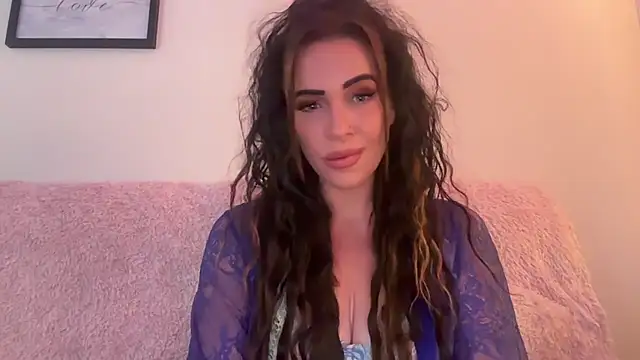 Snapshot of EmilyBlue chatting on 9, 7, 2026 EmilyBlue online show from 9, 7, 2026
