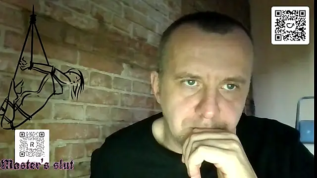 Snapshot of MrWhitePL chatting on 5, 11, 2025 MrWhitePL online show from 5, 11, 2025