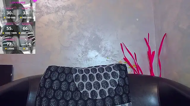 Emma Muller32 online show from 19, 3, 2025