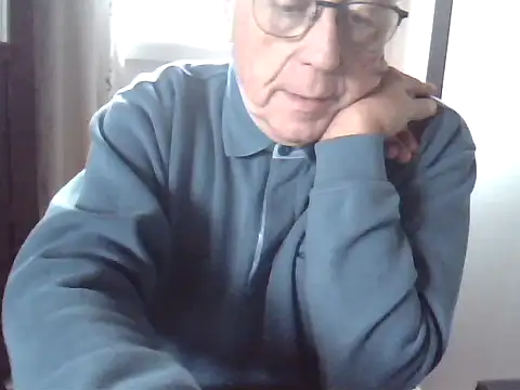 Snapshot of johnjohn622662 chatting on 9, 11, 2025 johnjohn622662 online show from 9, 11, 2025